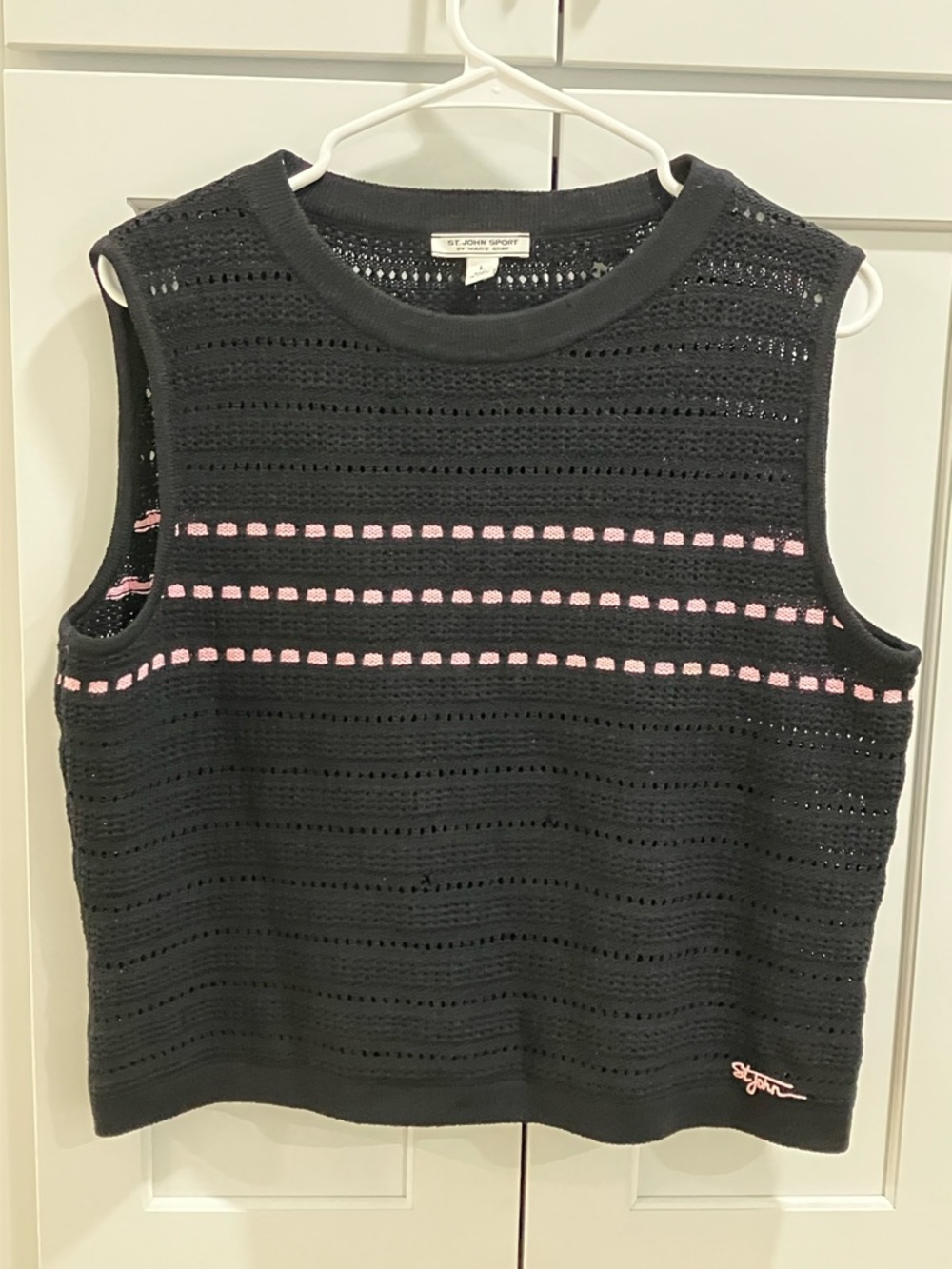 St. John Sport By Marie Gray Black Pink Knit Crochet Tank Top Sleeveless Shirt